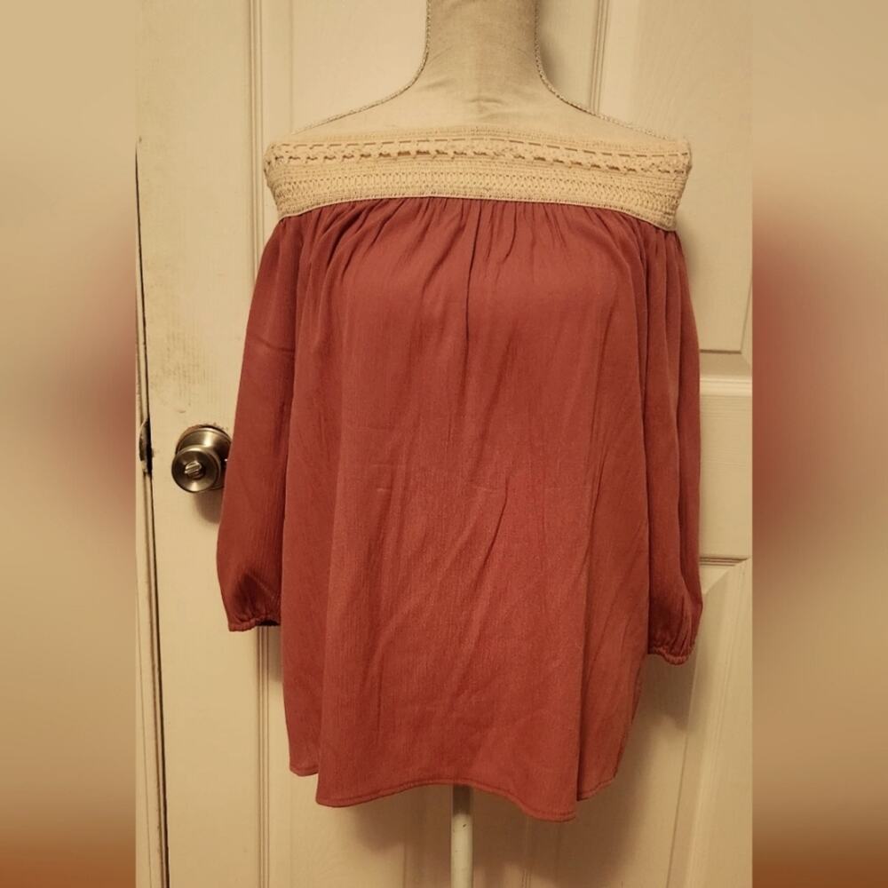 Women's NWT lace off shoulder blouse sz xL